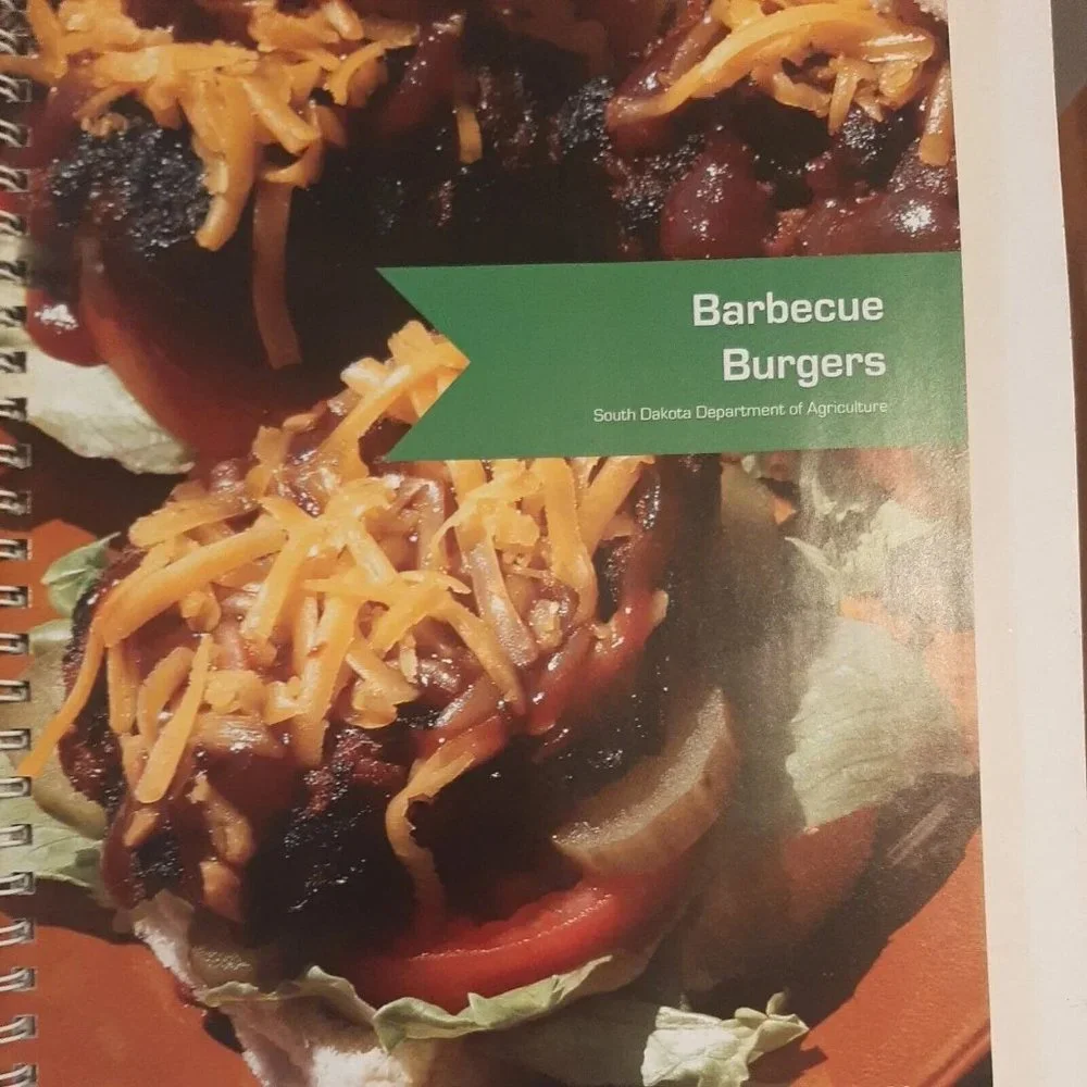 Tailgate Gear The Ultimate Tailgaters Cookbook Spiral Bound 2008